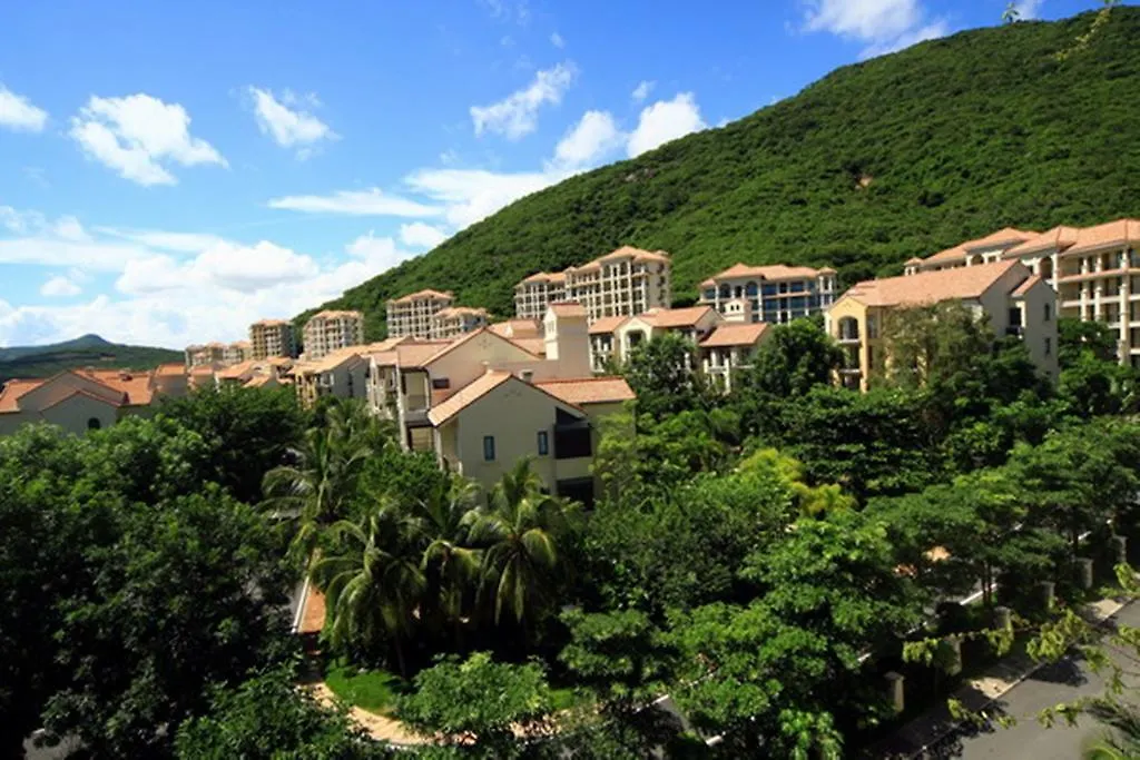 Sanya Lucky Island Holiday Apartment contacts
